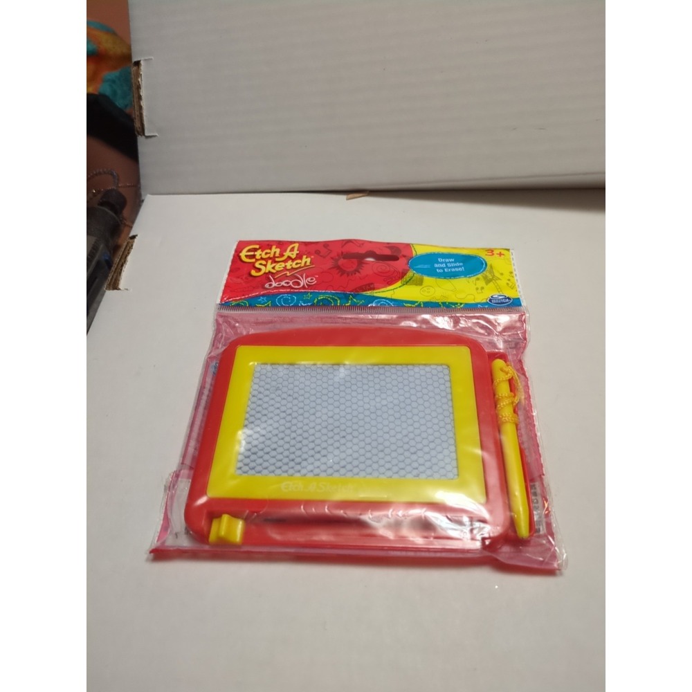 Etch A Sketch Doodle NEW Travel size or gift bags! Sealed!